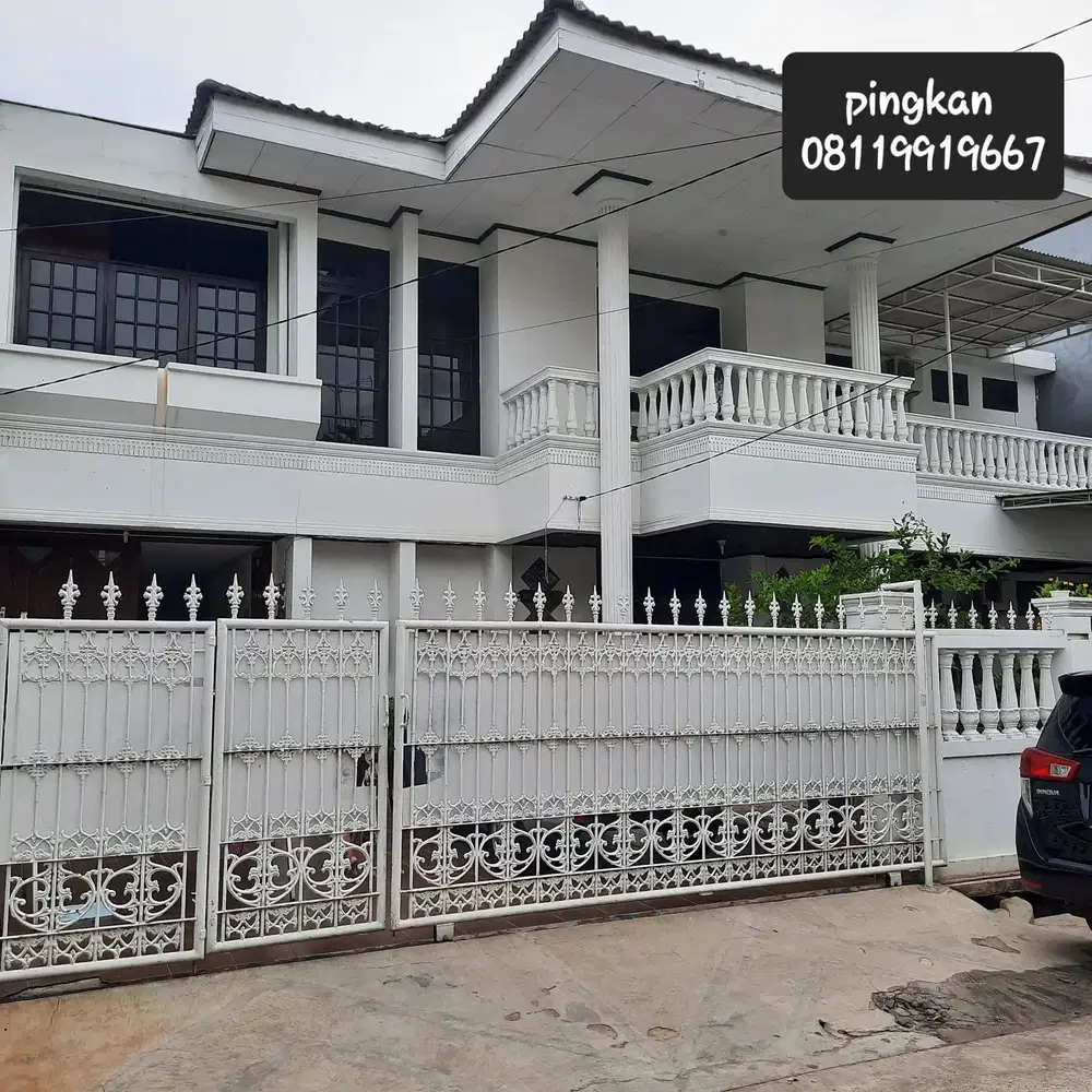 Dijual murah rumah besar di Kelapa Gading
