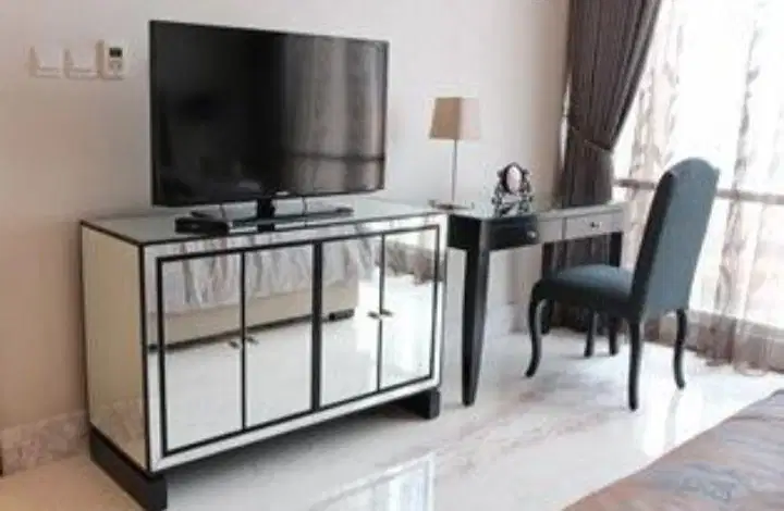 DISEWA APARTEMEN BOTANICA SIMPRUG 2 BR FURNISH