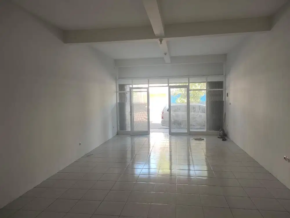 Disewakan Ruko Taman Holis Indah THI Cocok untuk Usaha