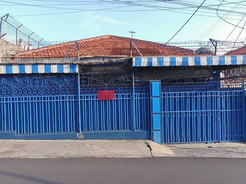 Rumah Hook di Cipulir, Kebayoran Lama Lokasi Strategis