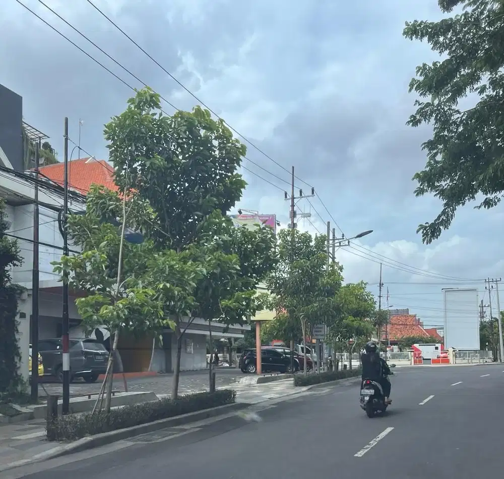 Dr soetomo pusat kota surabaya
