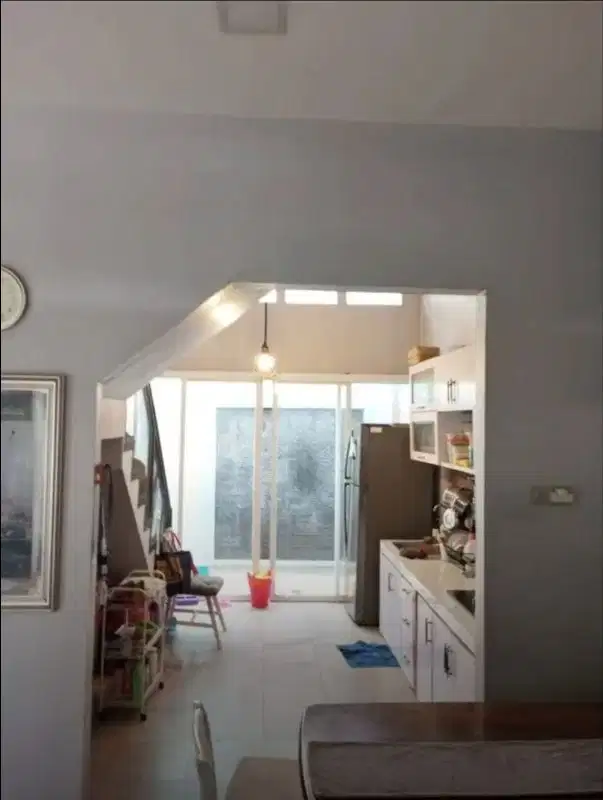 dijual rumah cantik dalam cluster di Ciputat Bintaro