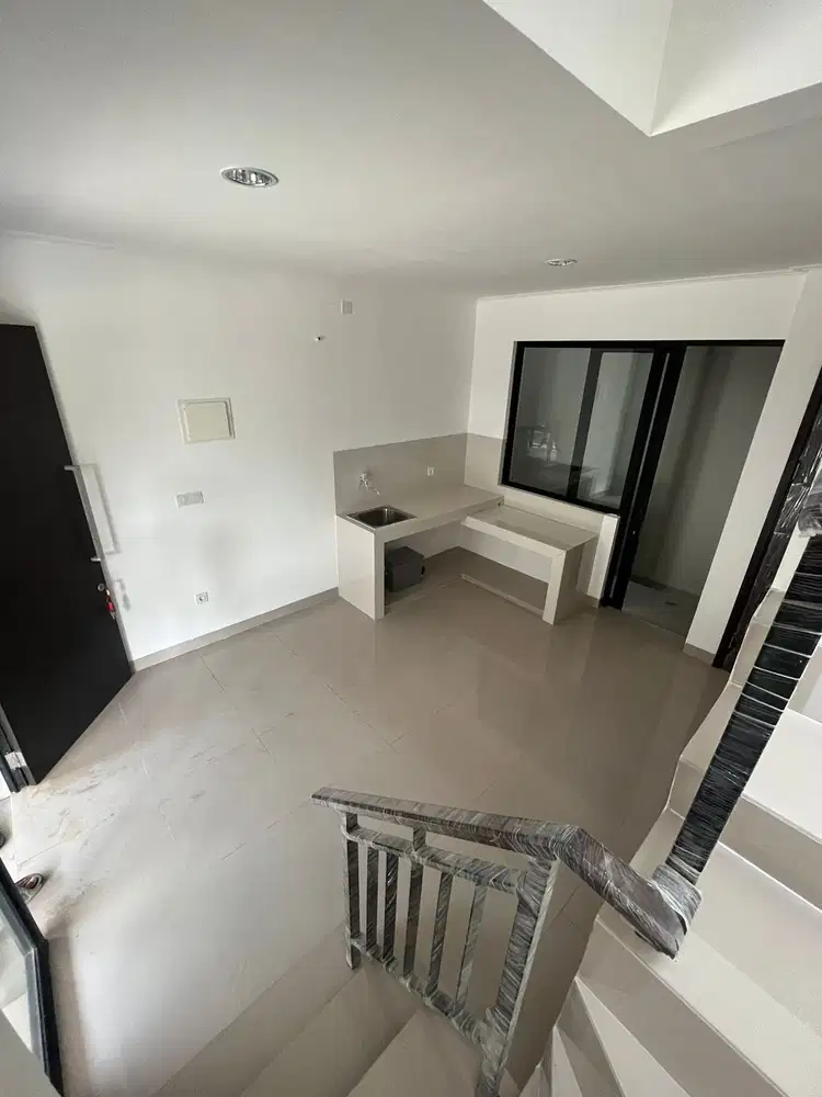 Disewakan Rumah uk. 4.5x10 m2 Milenial City PIK 2 Extension Kosongan