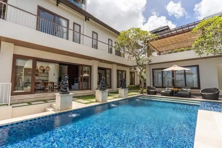 VILLA ULUWATU BEACH VIEW JIMBARAN BALI