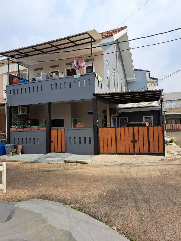 Rumah hoek di Nusa Loka BSD Tangsel