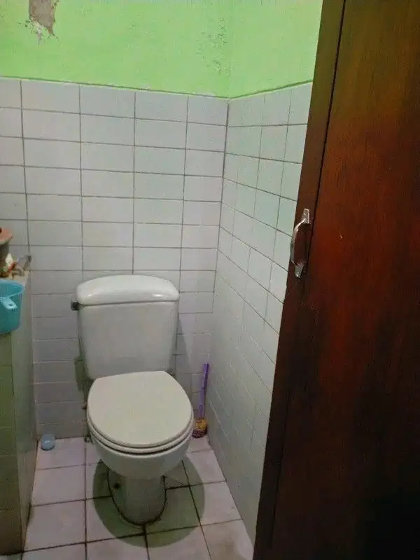 Rumah di Sayap Jalan Pesantren, Cimahi Ref.04895