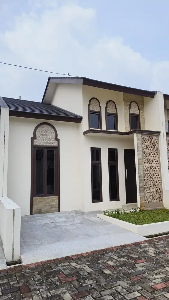 Dijual Rumah siap Huni 50 Meter ke Jl Raya Jkt- Bogor