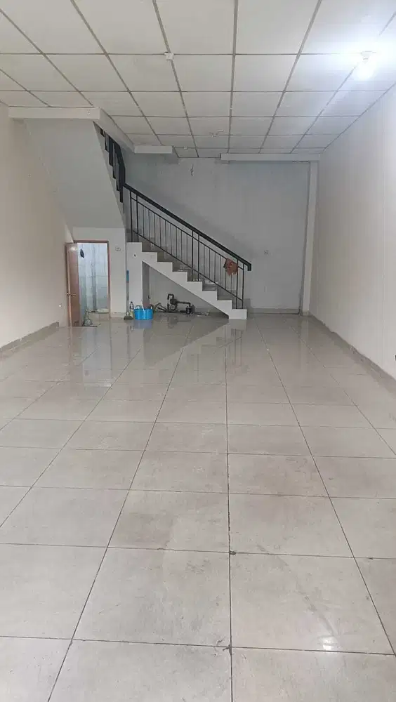 Disewakan Ruko Termurah Strategis di Mainroad Mekarwangi