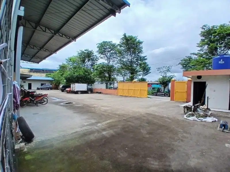 PABRIK CAT ON RUNNING MODERN CIKANDE INDUTRIAL