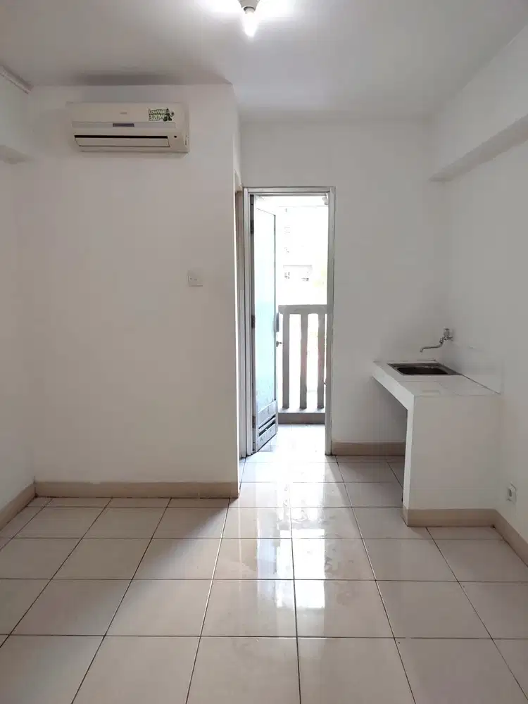 Apartemen Green Bay Pluit Studio Unfurnished Lift Cepat View Oke!