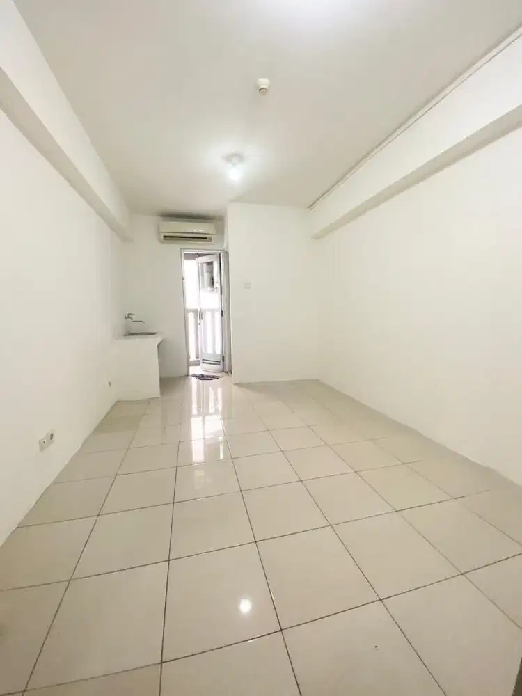 Studio Green Bay Pluit Unfurnished Sudah Free AC Dekat Dropoff