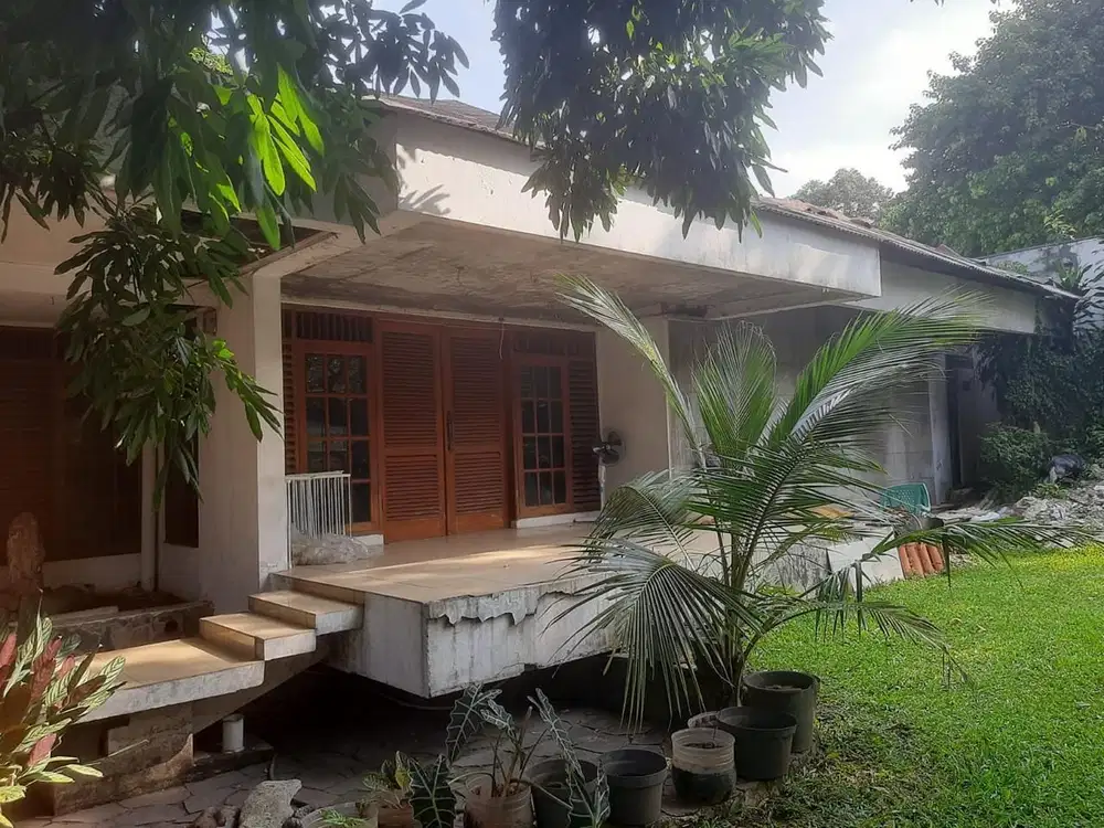 Dijual Rumah Lama di Kemang Jakarta Selatan -glh