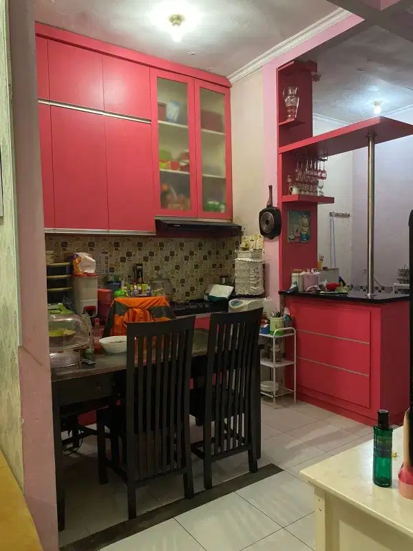 dijual rumah 2 lt dekat stasiun jurang Mangu Ciputat Tangsel