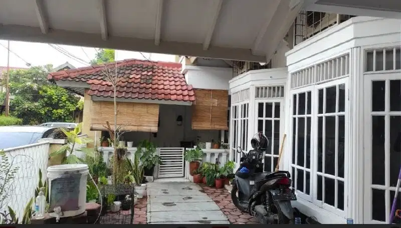 Rumah Bagus Siap Huni di Bintaro Sektor 5