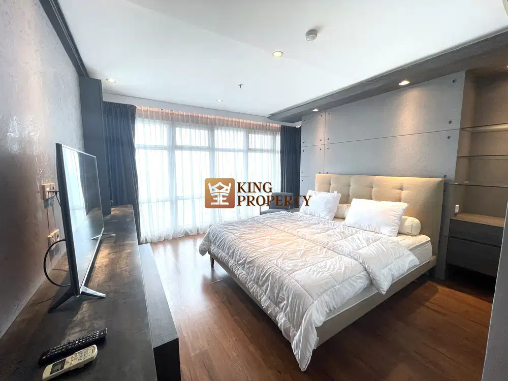 Condominium 3BR Hook 118m² Interior Mewah View Laut Lepas Green Bay