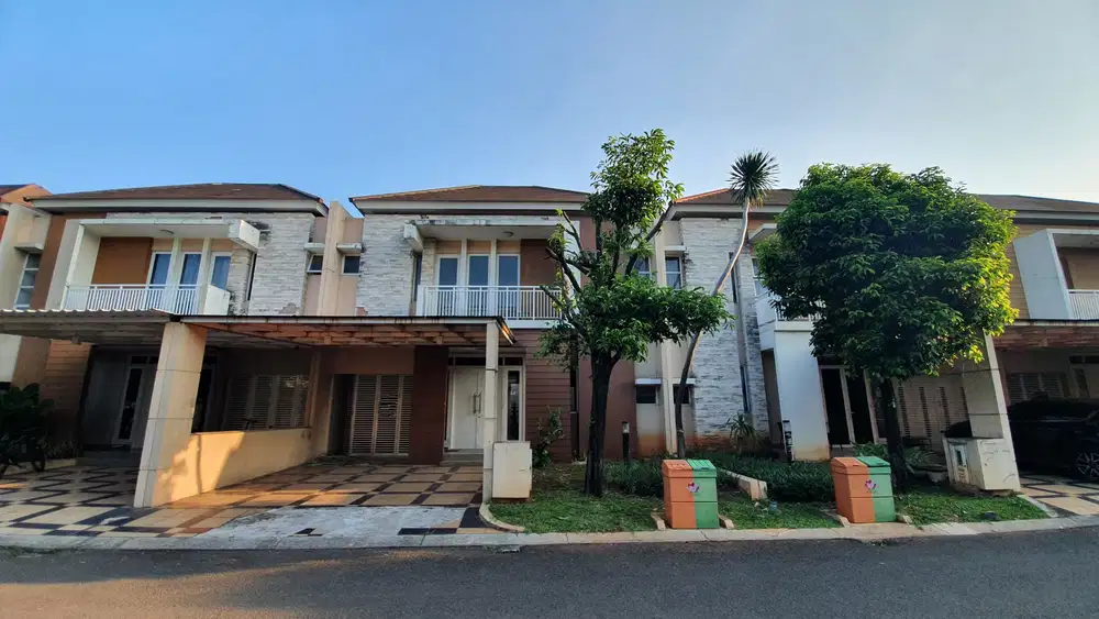 Dijual Rumah 10x18 Cluster Lotus Lakeside Residence  Summarecon Bekasi