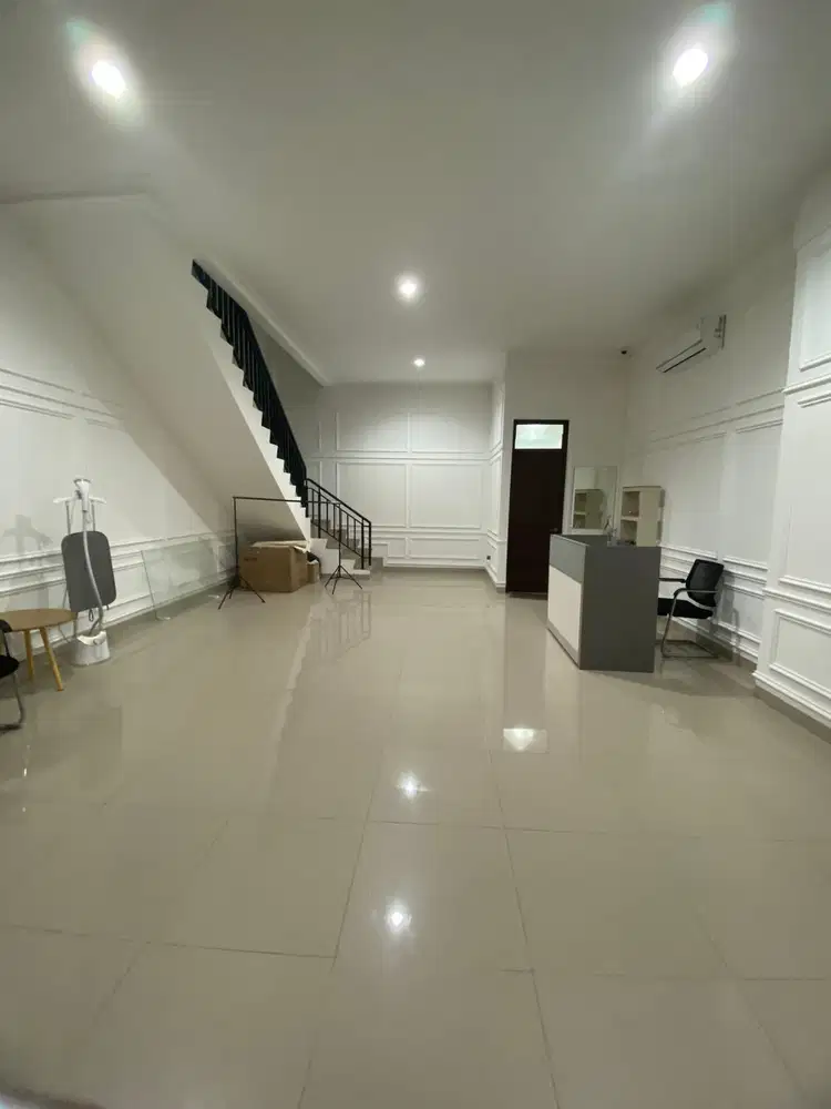 Jarang Ada Sewa Ruko Osaka Uk 6x10 Furnish Cocok Untuk Kantor