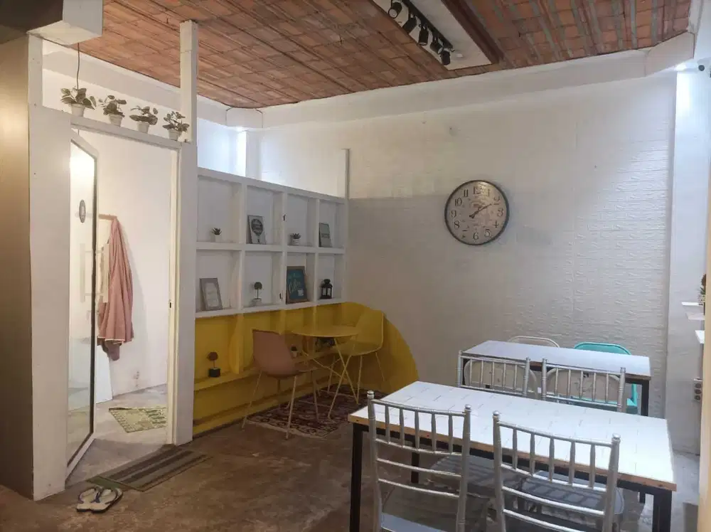 Dijual rumah di Pasar Minggu, Jakarta Selatan nego ada kafe