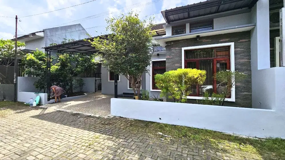 Rumah Strategis Taman Anggrek Gumpang Kartasura Sukoharjo