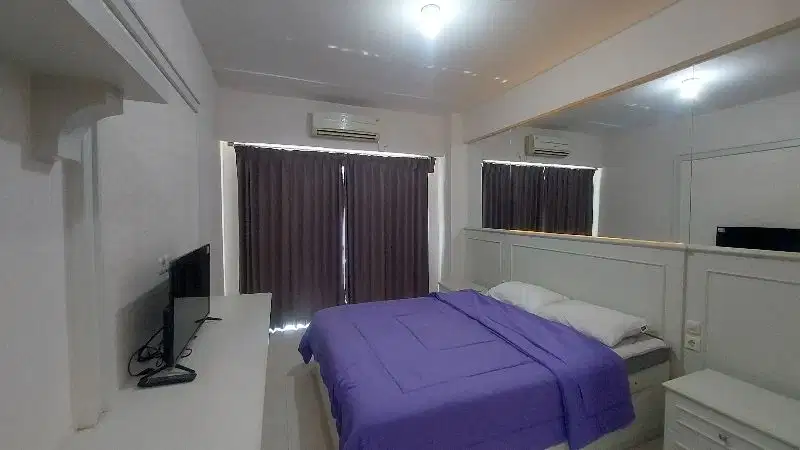 Disewakan,bulanan/tahunan Studio Apartemen Puncak Bukit Golf Surabaya.