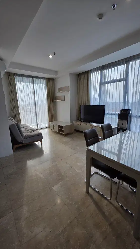 Apartemen Veranda 2 BR view city, Lantai Rendah