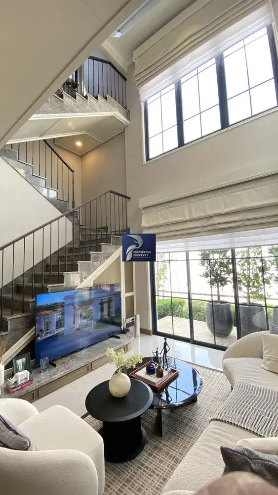 Dijual Rumah Summarecon Serpong, High Ceiling 3 lantai