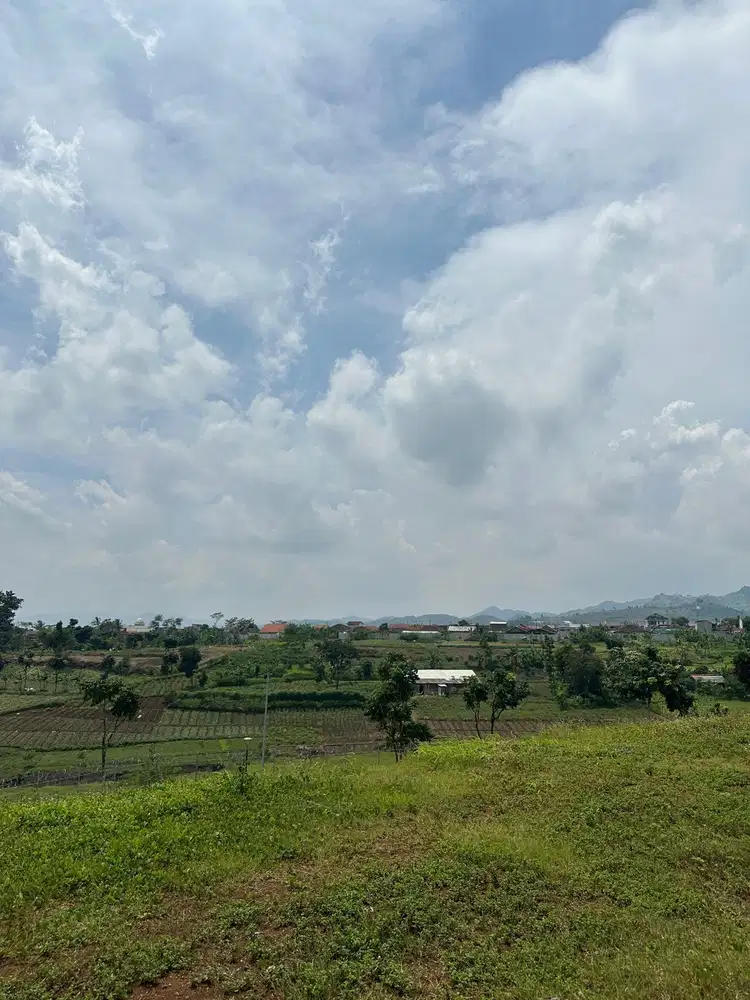 New Launching Kavling View Danau di Kota Baru Parahyangan