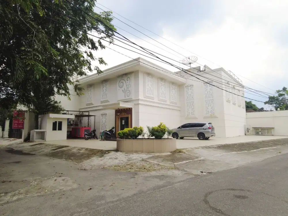 Villa di Jalan Sei Batang Serangan ( Iskandar Muda )