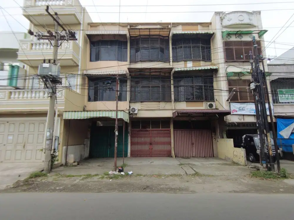 Ruko di Jalan Aksara ( Depan Pukat 5 )