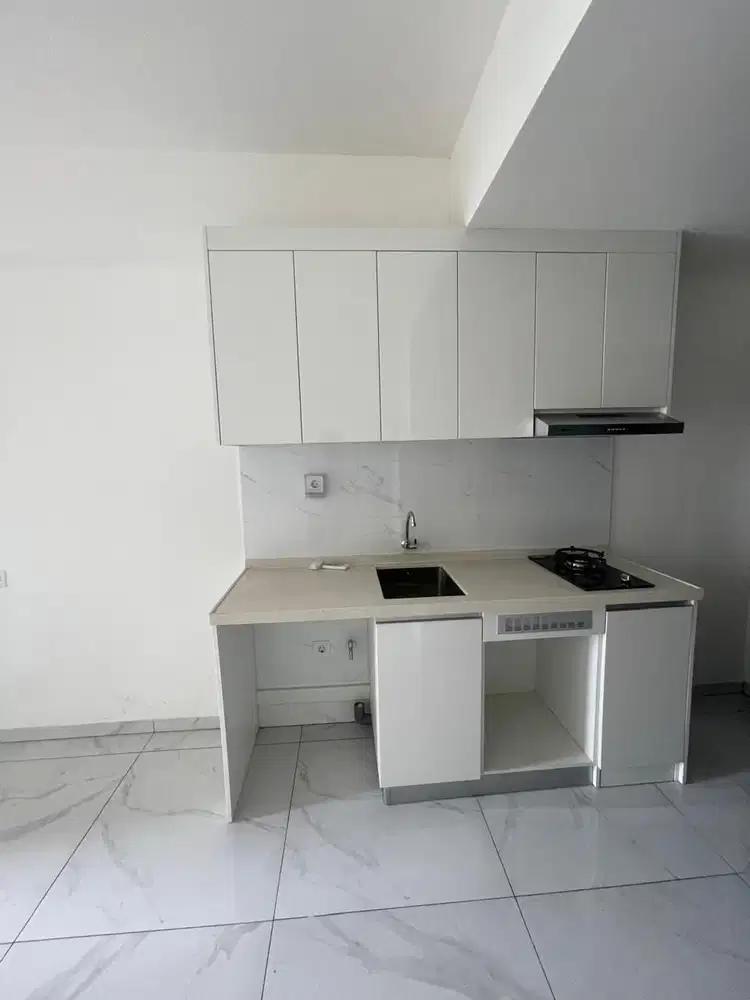 Dijual Rugi Habis Apartment Sky House Alam Sutera view kolam renang