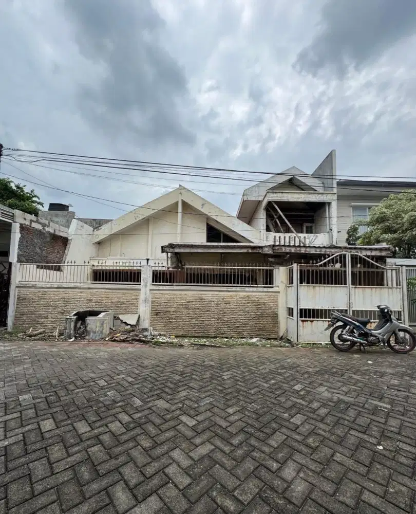 Rumah Manyar Kertoadi surabaya BESAR, MURAH