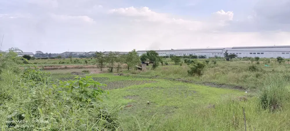 TANAH INDUSTRI ISTIMEWA