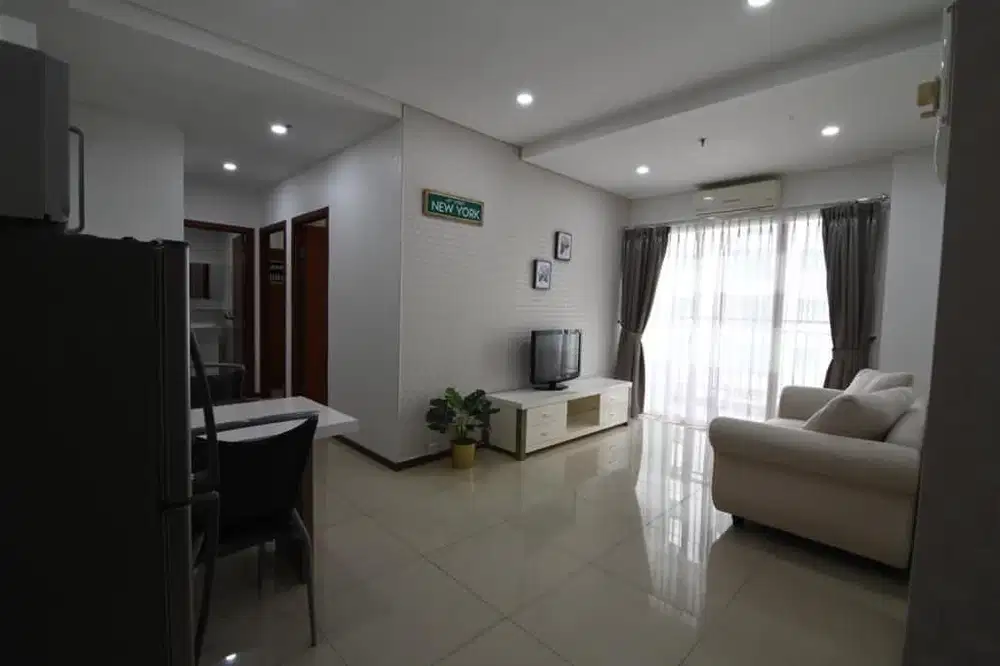 Disewakan Apartment Thamrin Residence 2BR Full Furnished East View