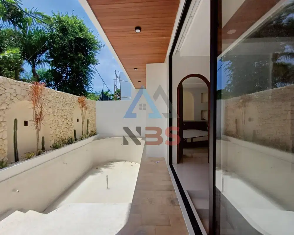 DI JUAL VILLA BARU LANTAI 2 AREA KUWUM KEROBOKAN