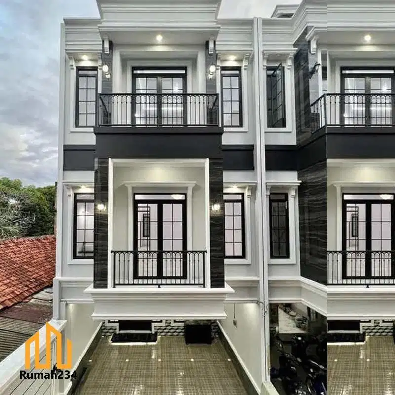 DIJUAL RUMAH MEWAH 3 LANTAI DI JAGAKARSA  DEKAT PINTU TOL