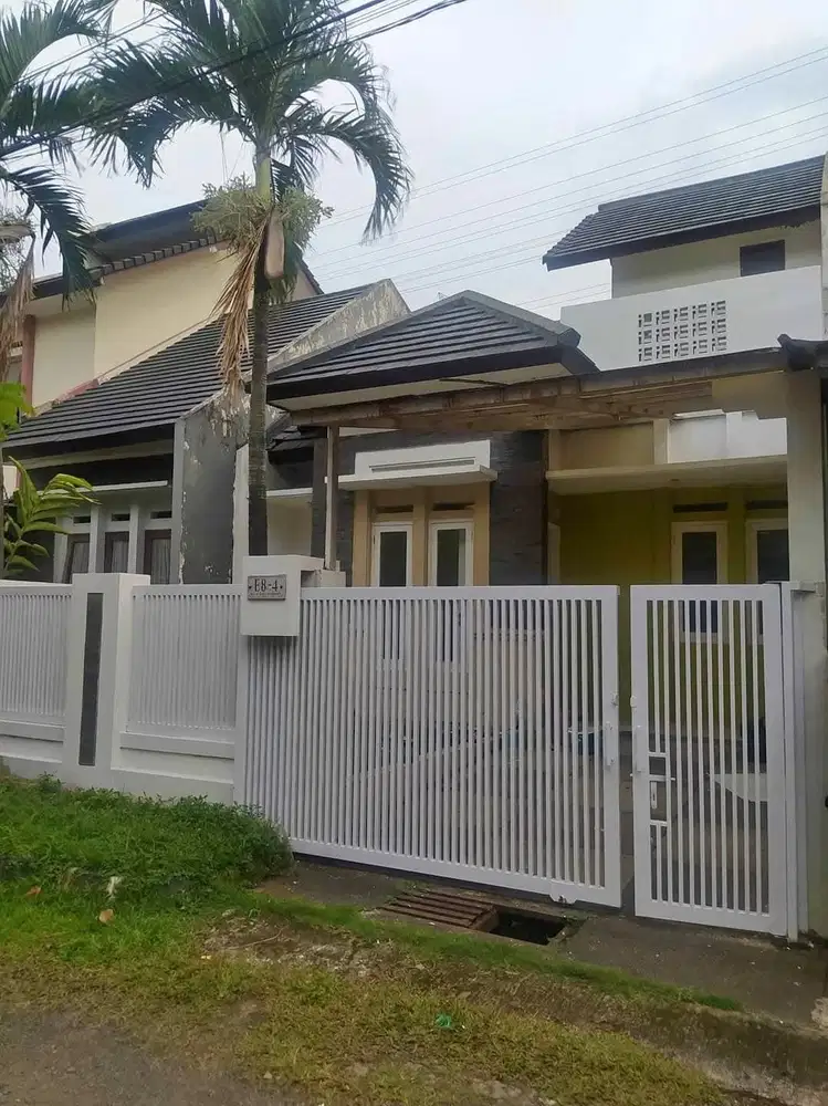 DIJUAL RUMAH MURAH LOKASI STRATEGIS DI BUAHBATU REGENCY DKT PINTU TOL