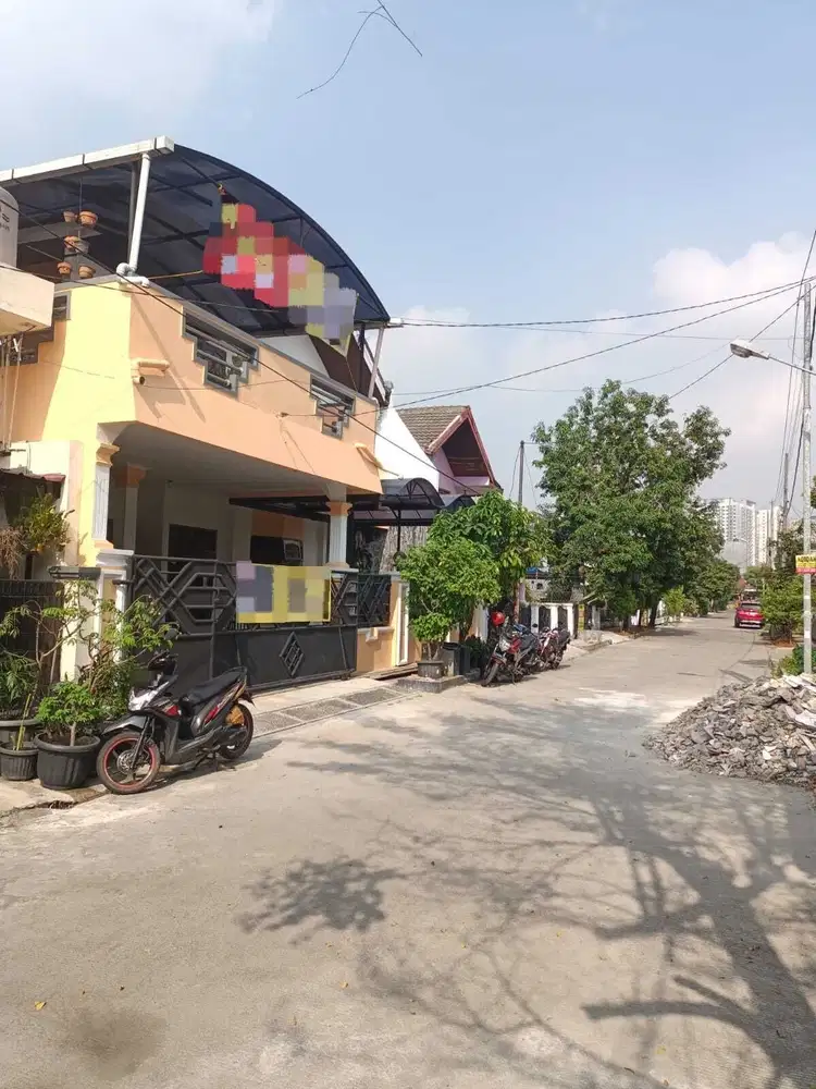 Dijual Rumah SHM 2 Lantai Luas 400 m di Tytyan Kencana