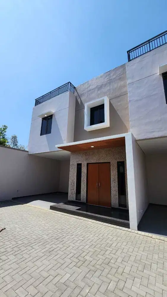 Dijual 8 Unit Rumah Baru Di Sayap Setraduta