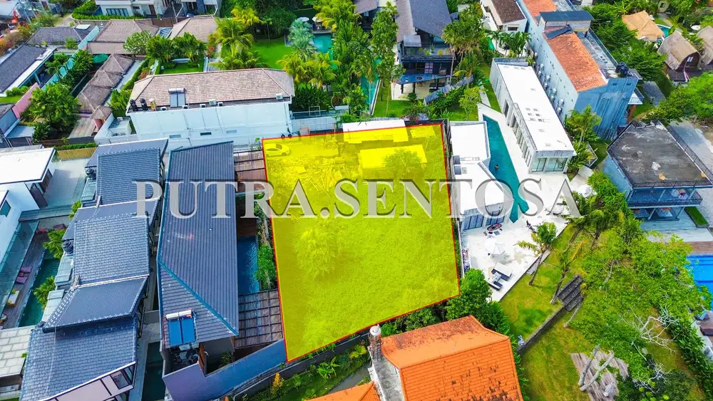 TANAH CANGGU BERAWA LINGKUNGAN ELITE VILLA