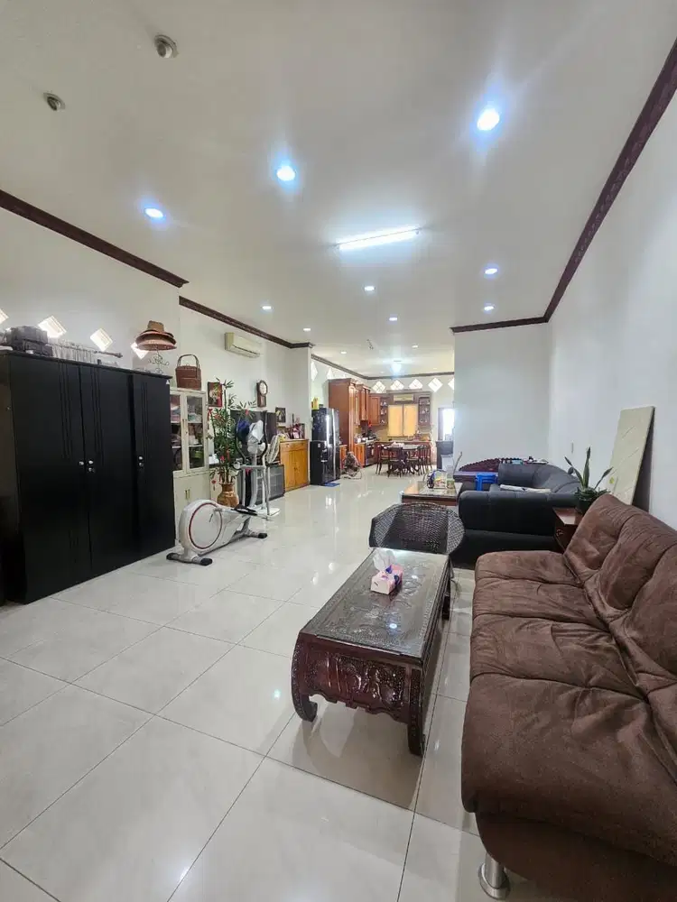 Villa di Komplek Griya Riatur