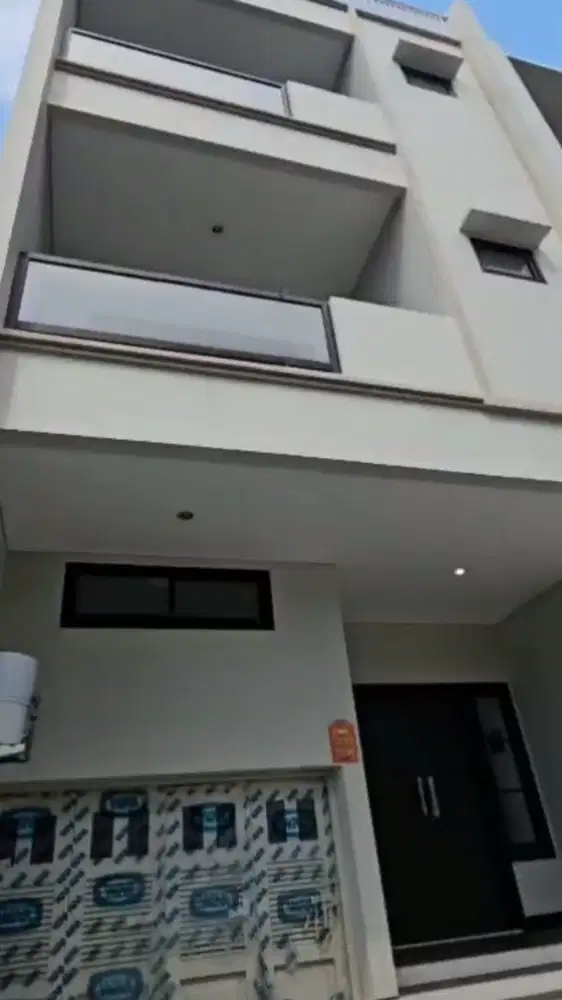 Dijual Rumah Baru dan Bagus di lokasi strategis di Gading Pandawa