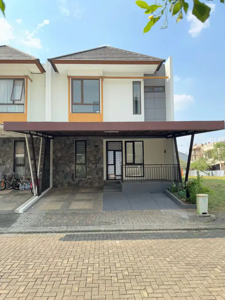 Jual cepat! Termurah Rumah di bsd city, clstr kireina .