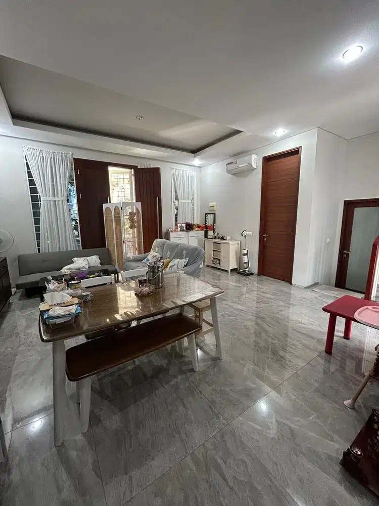 Di Jual Villa Citraland Gama City