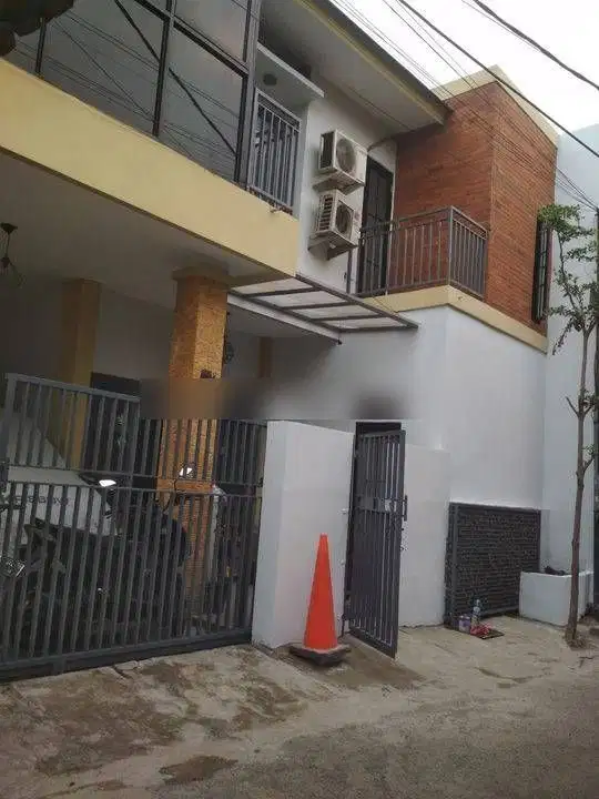 Di Jual Rumah Perumahan Villa Mutiara Bintaro Jakarta Selatan