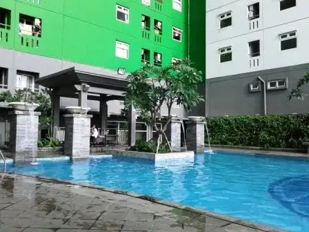 2 Kamar Apartemen Tengah Kota  Green Pramuka