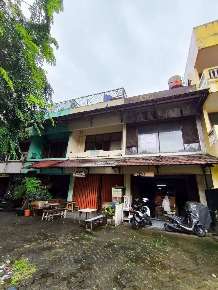 Dijual Ruko 3 Lantai di Tanjakan Rempoa – Murah & Strategis