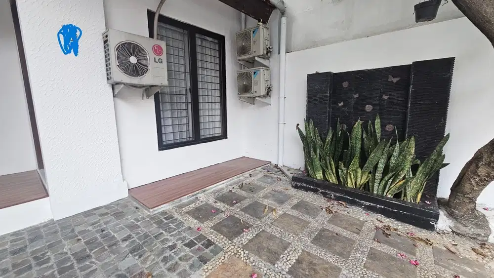 Rumah Bagus Siap Huni di Kampoeng Ubud, Pisangan, Ciputat Timur