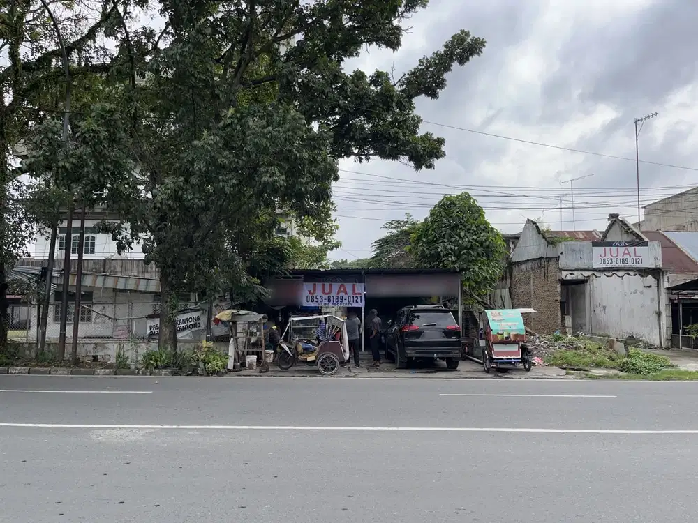 Tanah di Jalan Adam Malik