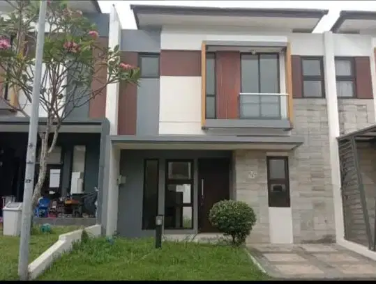 Dijual Rumah Bagus Siap Huni di Delatinos BSD City