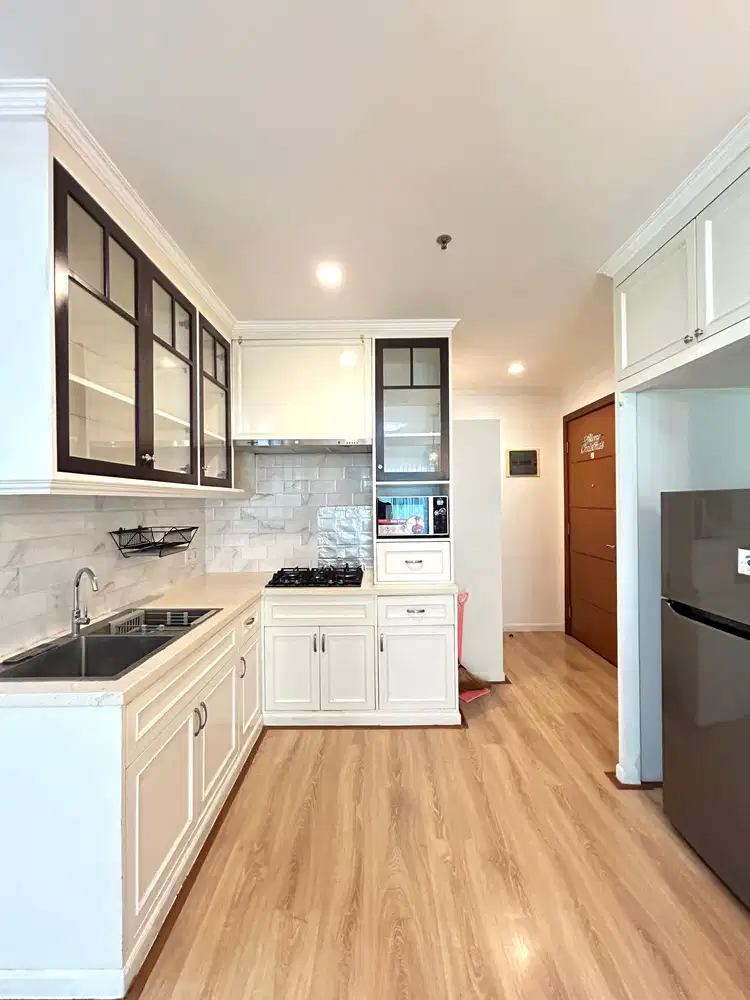 Condominium Green Bay Pluit 2 BR Fully Furnished ala Europe Style